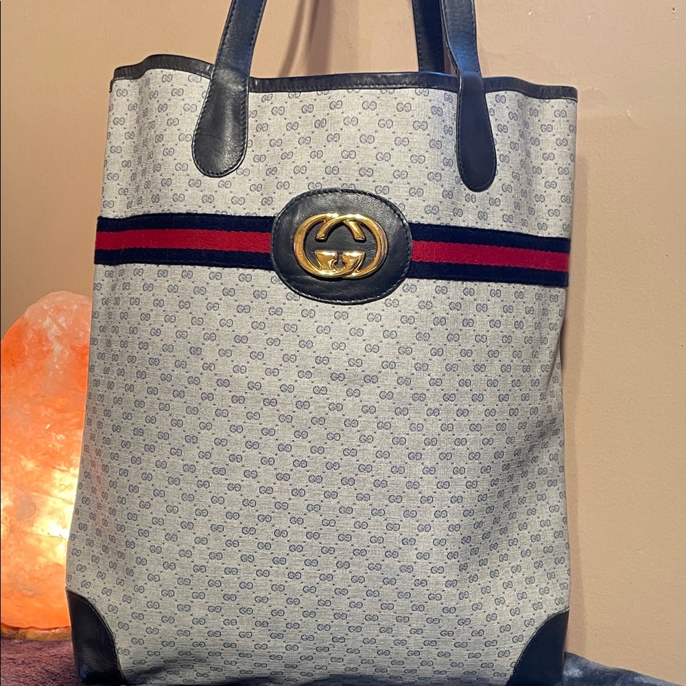 🎃👻🎃👻HALLOWEEN SALE👻🎃💀😻Gucci Supreme Navy Tote